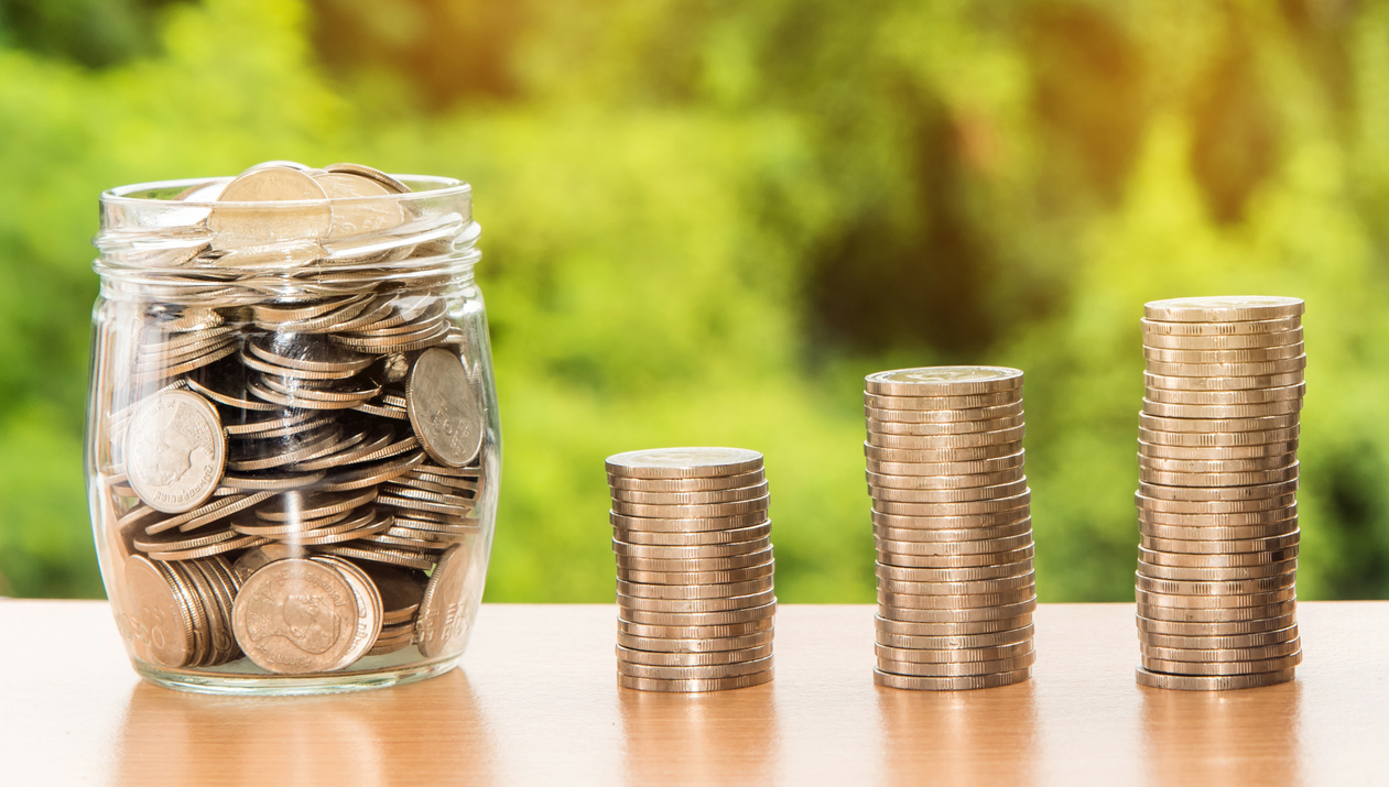 Piled Coins and Coins in a Jar